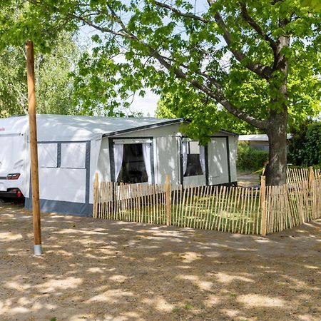 Camping & Erlebnis Resort Jersleber See - Jersicamper Mit Seeblick Jersleben Eksteriør bilde