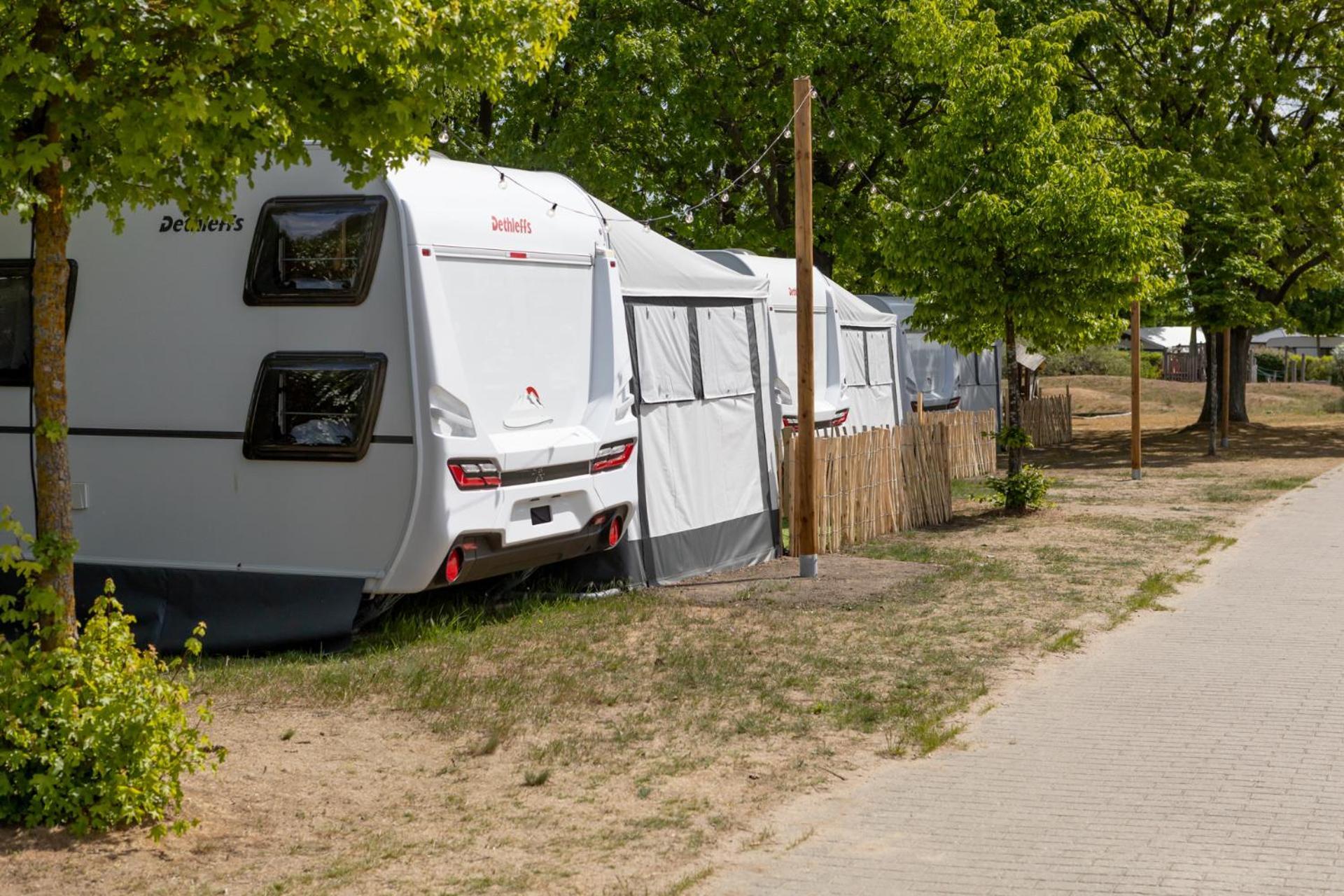 Camping & Erlebnis Resort Jersleber See - Jersicamper Mit Seeblick Jersleben Eksteriør bilde